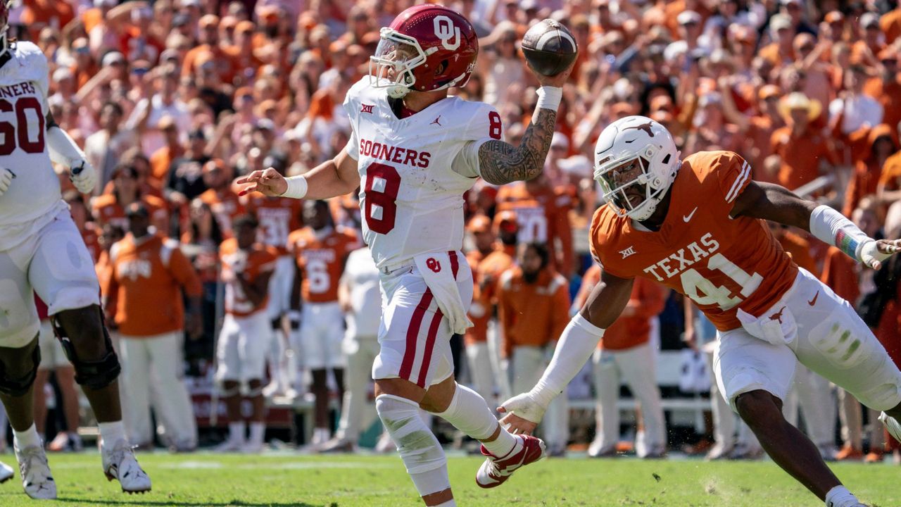 Gabriel late TD pass as No. 12 Oklahoma beats No. 3 Texas